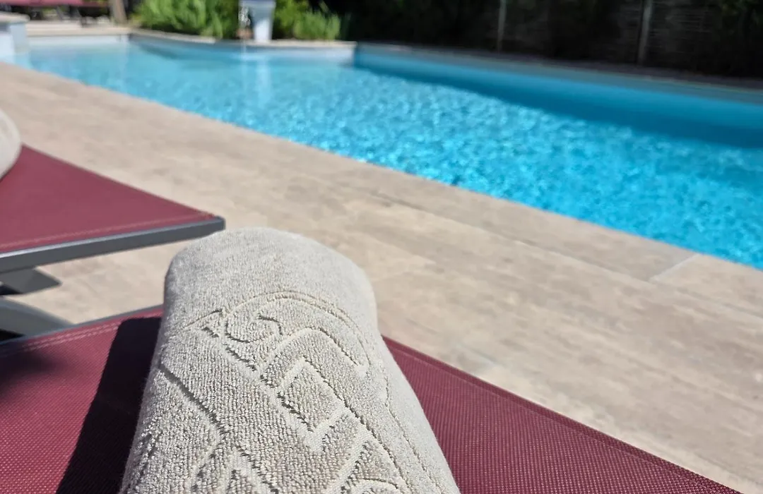 Villa Augeval Hotel De Charme & Spa-1